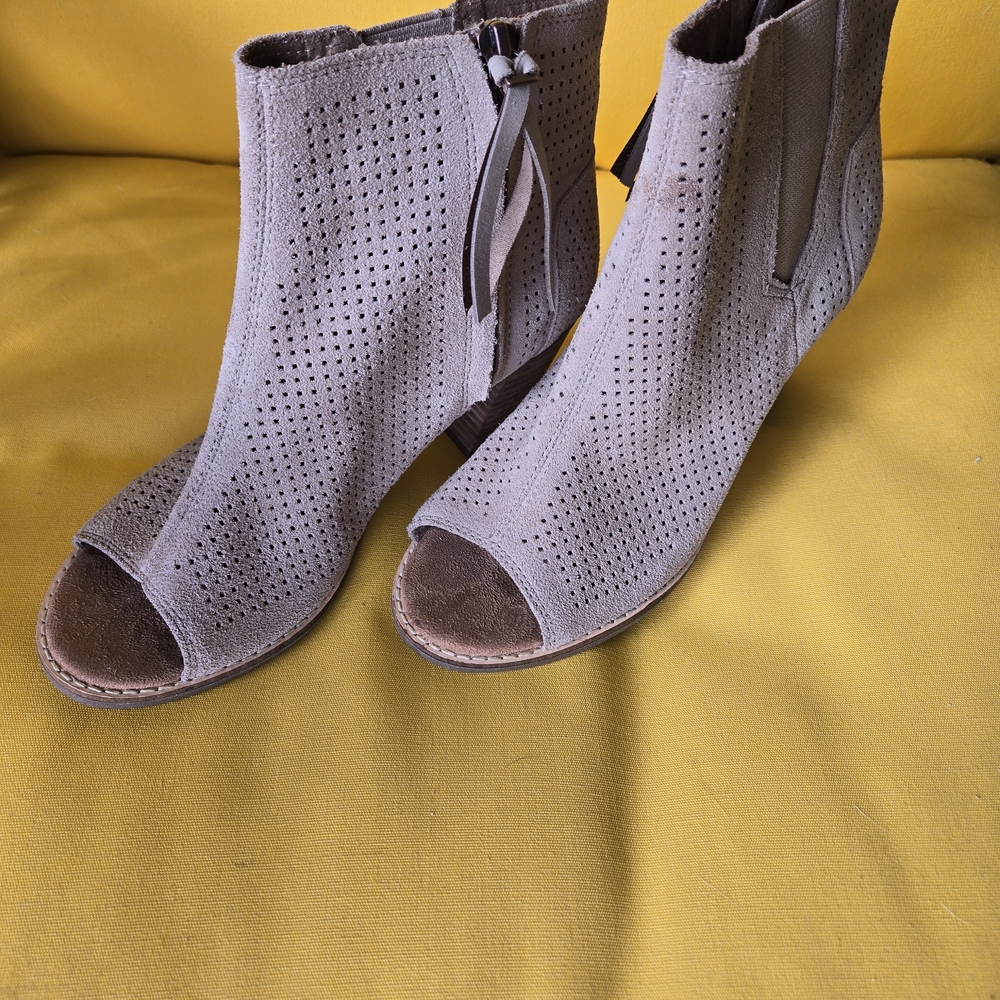 Toms Women's Taupe Peep-Toe Ankle Booties